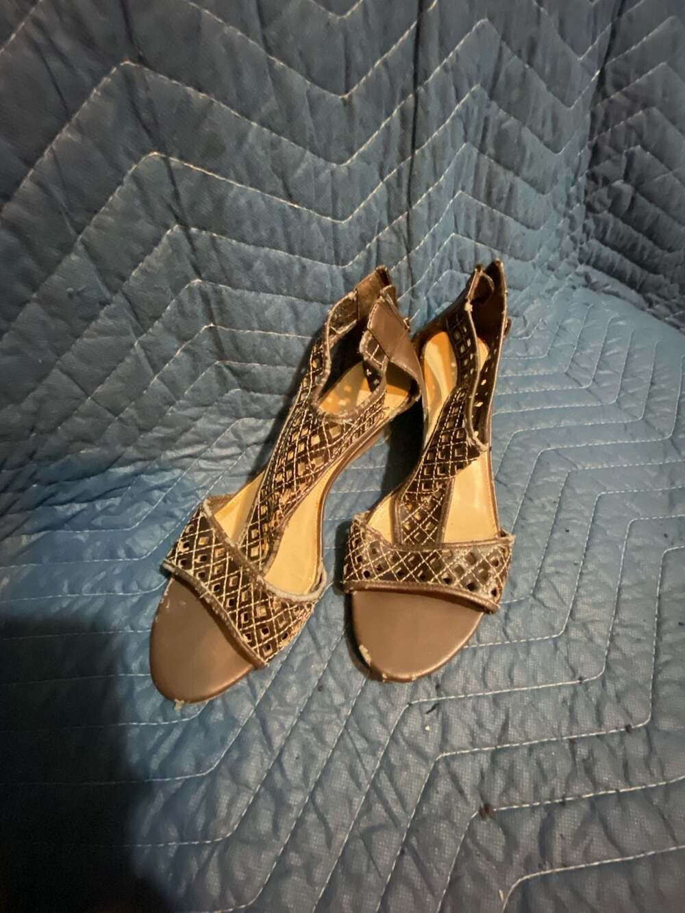 Nine & Co. Women's Bronze Woven Geometric Wedge Sandals with Back Zipper